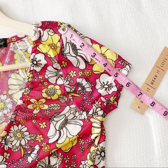 NWT Bold Vintage Floral Cropped Ruched Drawstring Top - Picture 7 of 12